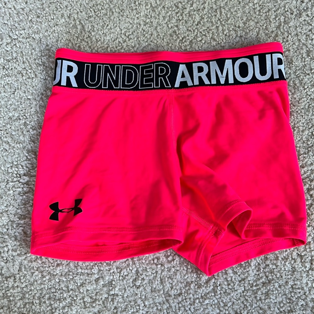 Under Armour hot pink spandex